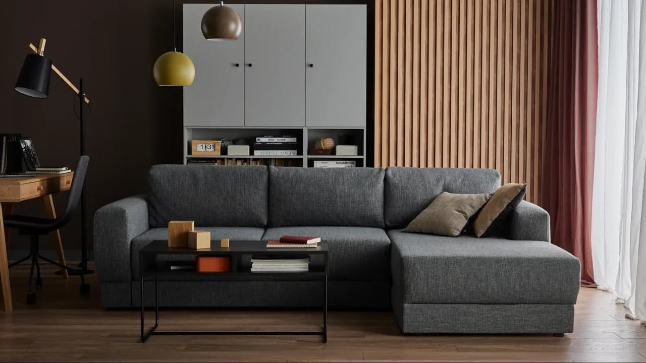 Co postawić za kanapą, aby stworzyć funkcjonalną i stylową przestrzeń