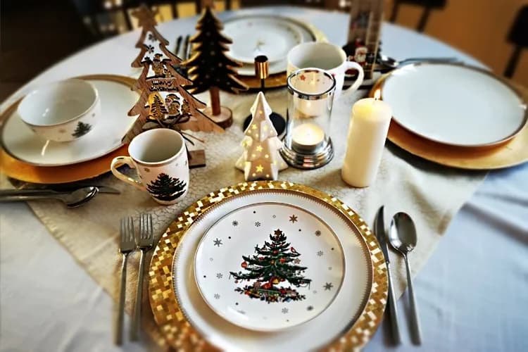 Jak ułożyć zastawę na stole, aby zachwycić swoich gości